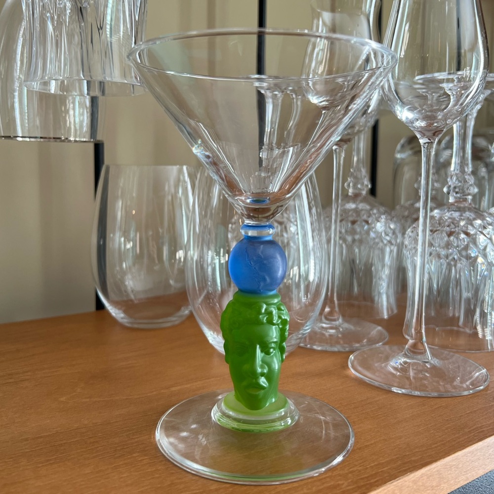Richard Jolley Martini glass. glass art. Vintage 1996. Good condition.